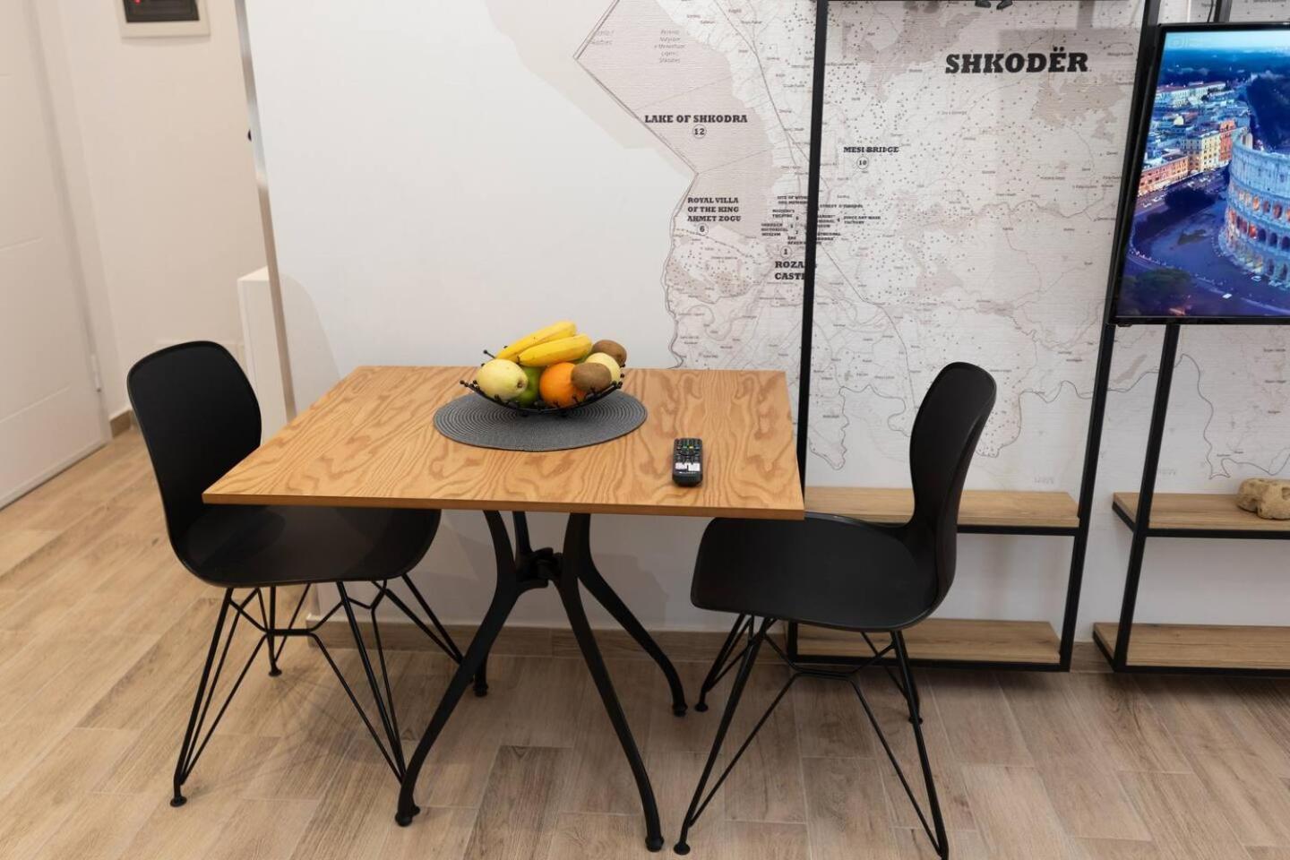 Sublime Bnb Shkoder Luaran gambar