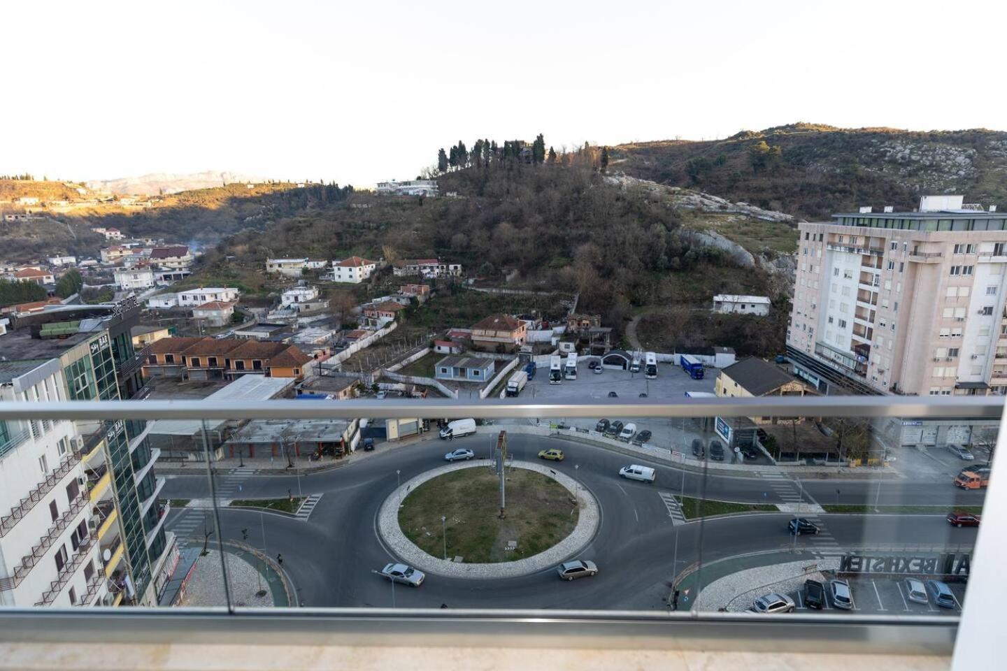 Sublime Bnb Shkoder Luaran gambar