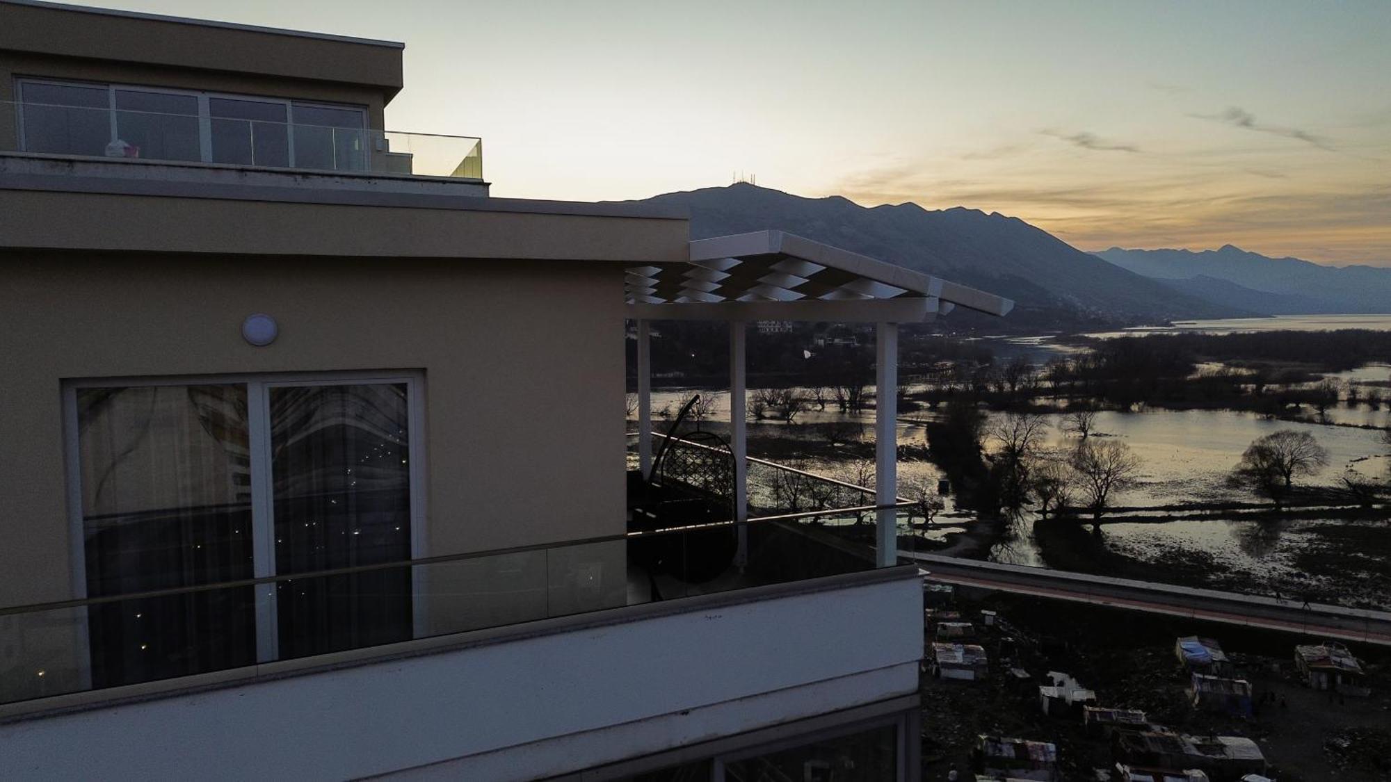 Sublime Bnb Shkoder Luaran gambar